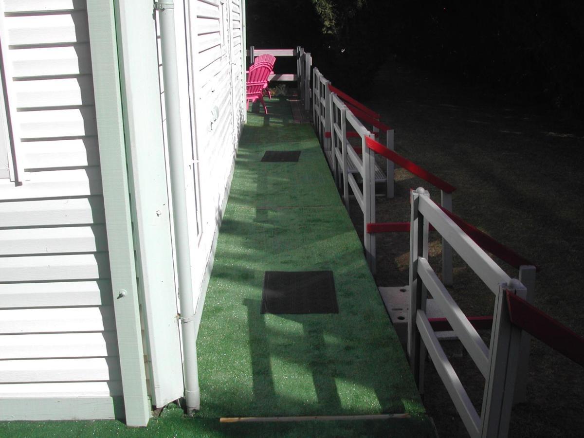 Mobil Home Dordogne Mouzens  Luaran gambar